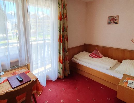 Single room with balcony in the Hotel Moser